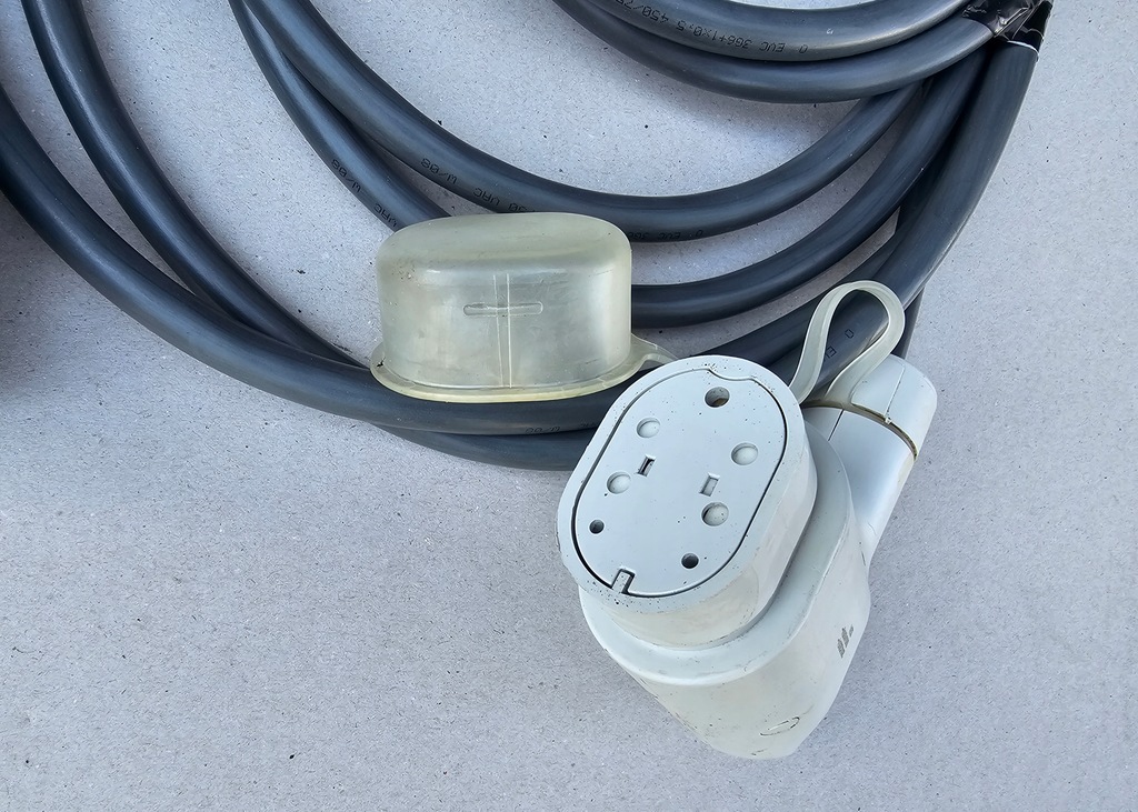 фото №5, Bmw i3 i01 i8 i12 i15 кабель зарядки зарядное устройство