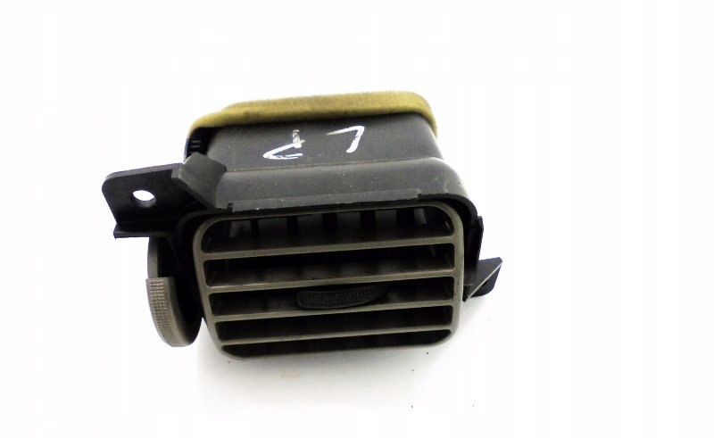 фото №1, Решітка обдув лівий перед mazda premacy 1999r