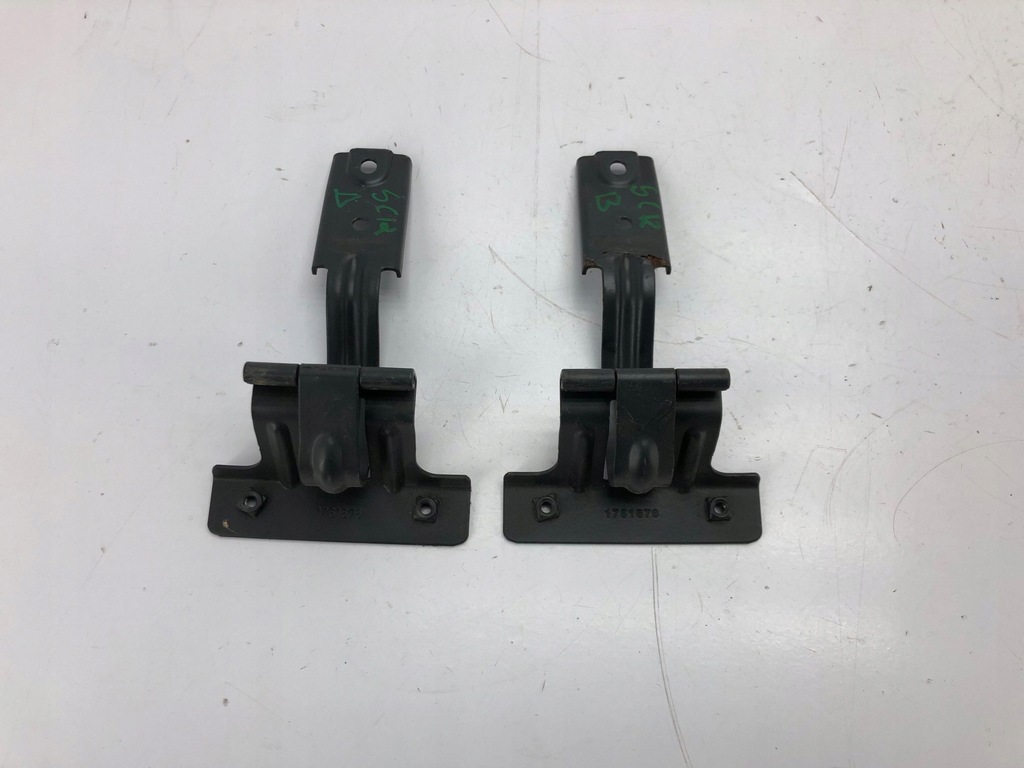 фото №1, Scania r петли дверца крышки бардачка 1761676