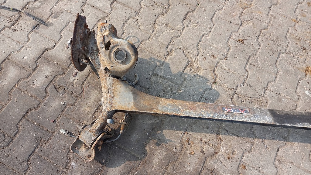 фото №8, Балка подвеска задняя citroen c4 1.6hdi 07r