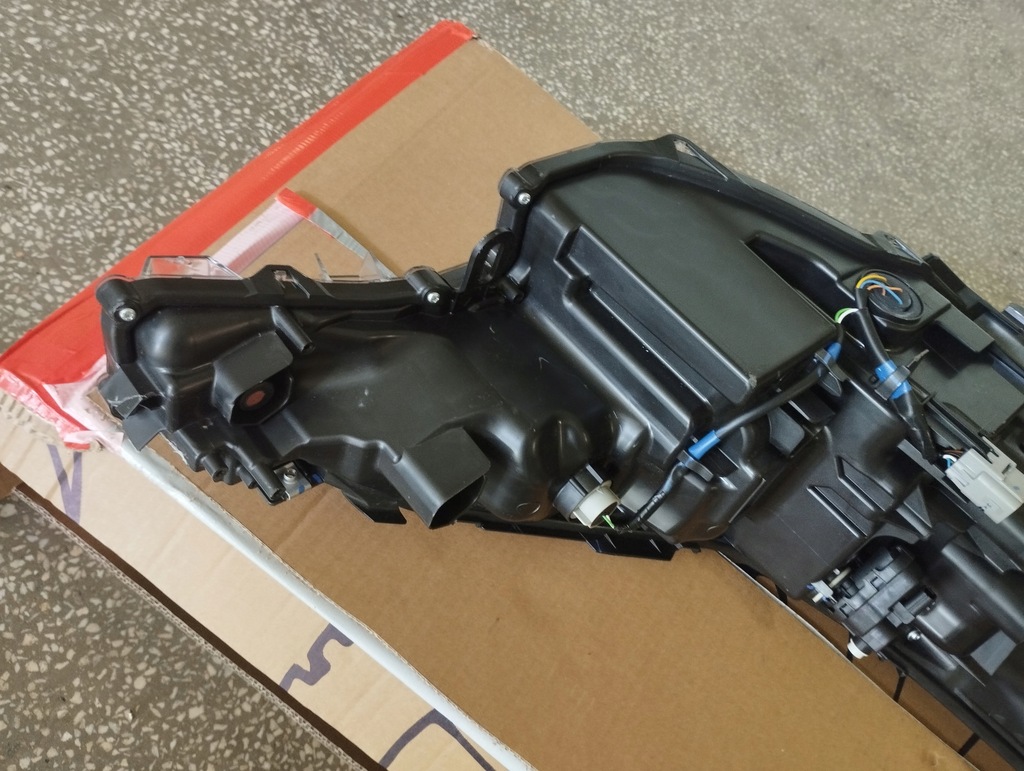 фото №7, Лампа левая toyota c-hr chr full led lift 2019- 81150-f4180