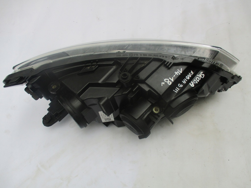 фото №12, Лампа левый перед fabia iii 3 14-18r 6v1941015c