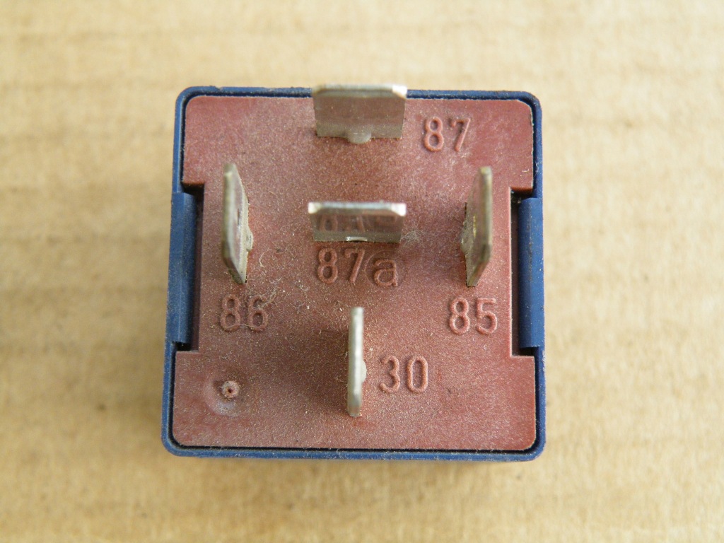 Renault laguna clio megane реле вентилятора радиатора 8200100524 Недорого