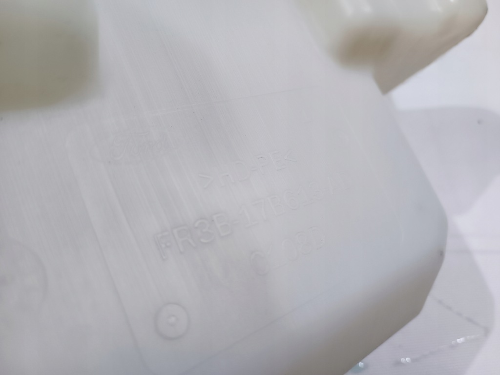 фото №9, Бачок омывателя ford mustang vi 2015-