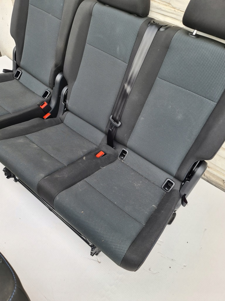Caddy 2k5 комплект сидений Недорого