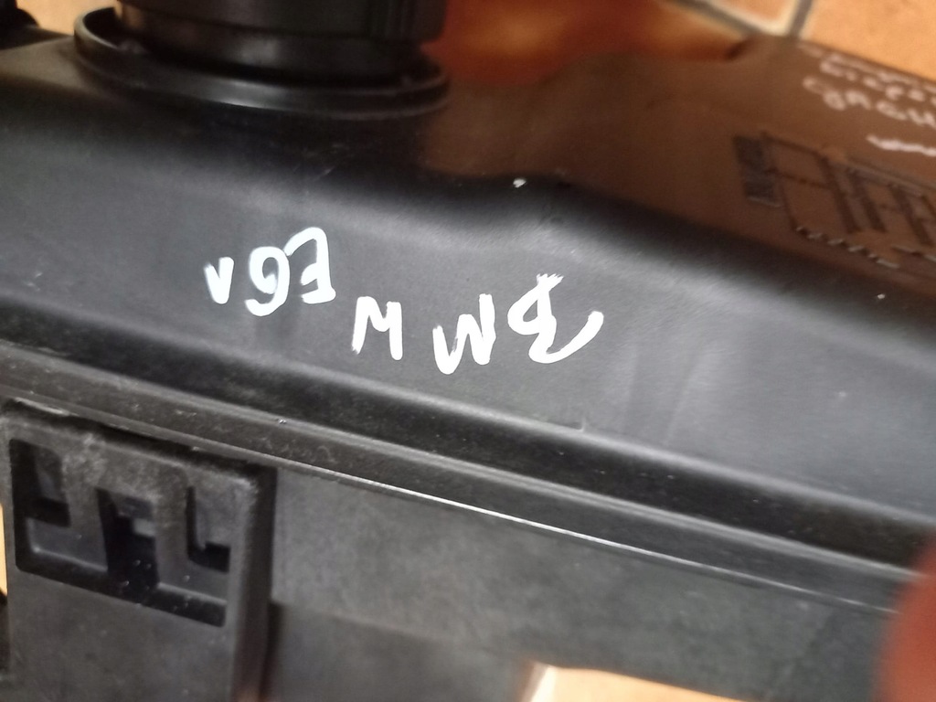 фото №4, Бачок розширювальний bmw 5 525d e61