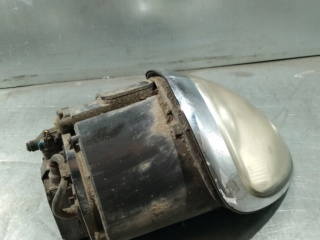 фото №8, Лампа перед права lancia thesis 155362-00 154926-00