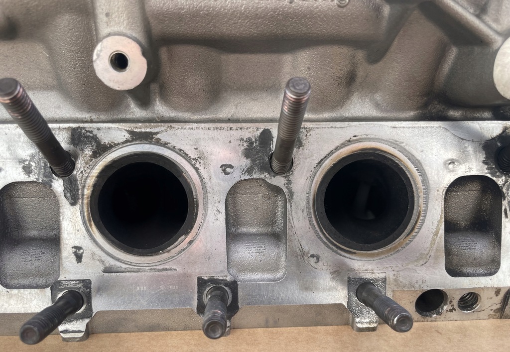 фото №12, Головка vw audi 2.5 tfsi audi rs3 07k103403f ideał комплектна 38 tys km