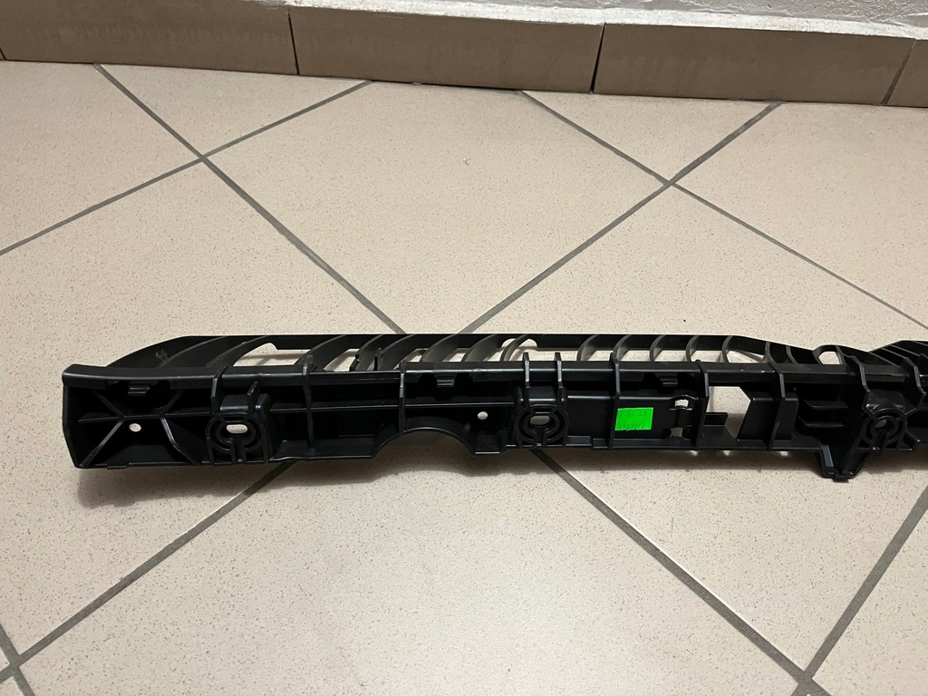 фото №10, Напрямна кронштейн бампера задній задня skoda fabia iv 4 6ve