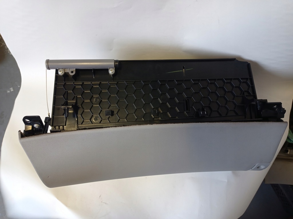 фото №6, Бардачок пасажира lexus is 250 55513-53020