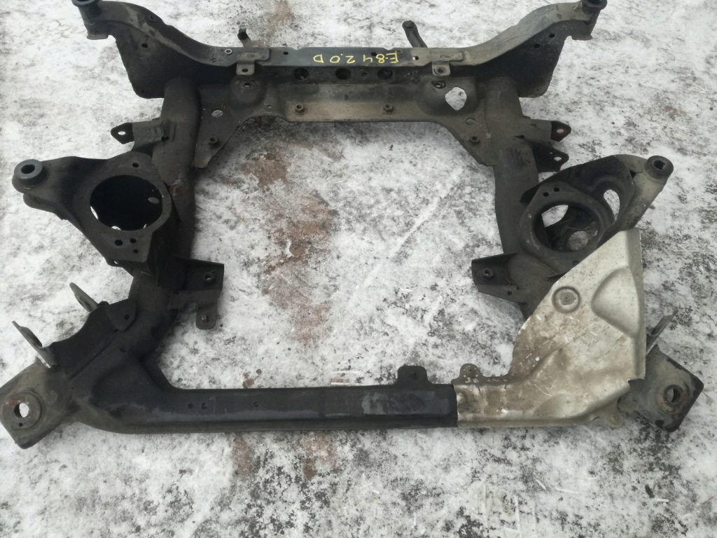 Bmw x1 e84 балка подвеска перед подрамник под двигатель в Украине