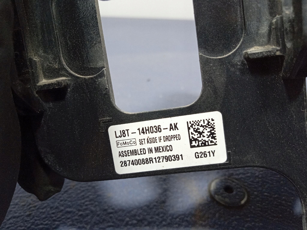 фото №6, Ford mustang mach-e кронштейн радара датчика мертвого pola правий lj8t14d189ac