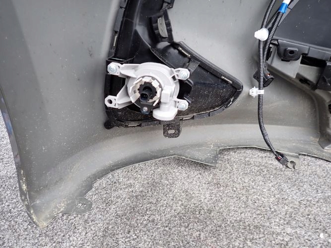 фото №11, Toyota yaris iv бампер передний перед