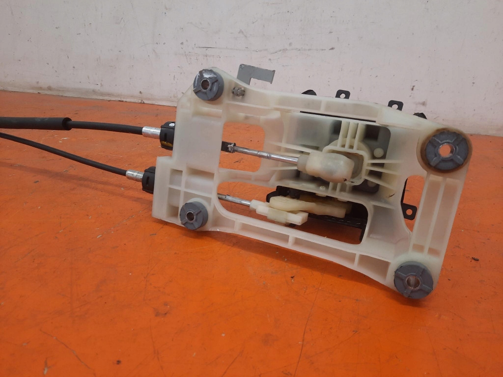 фото №10, Kia ceed i 07-10 1.6 crdi выборщик переключения передач 43700-1h200 d4fb