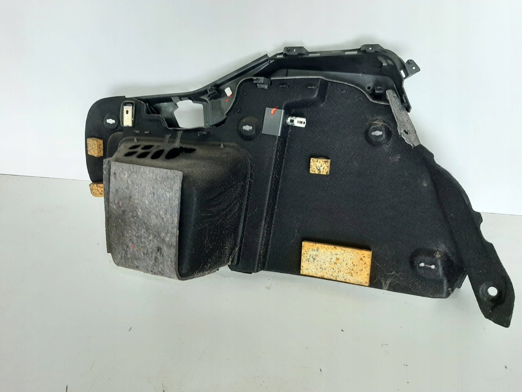 фото №13, Skoda superb ii 2.0tdi 09r обшивка багажника правый задняя 3t5867428g