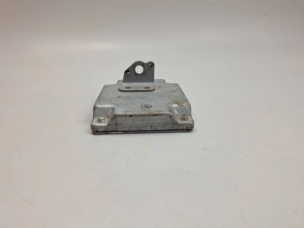 Інше блоки управління toyota avensis t270 8815020010 в Україні