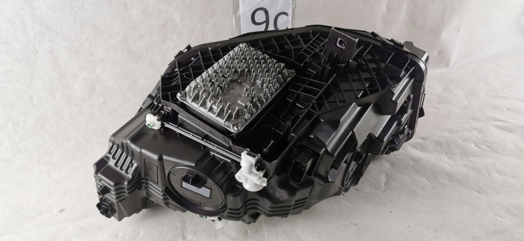 Купити Mercedes gla 247 рестайлінг  full led праві multibeam фара фара a2479064204