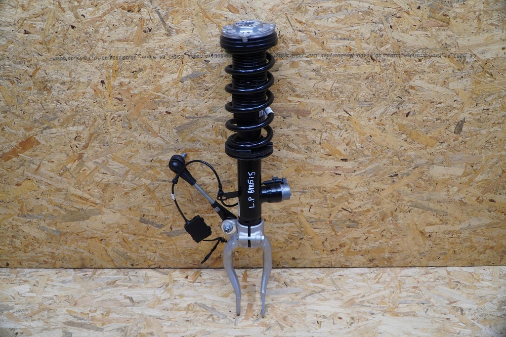 фото №9, Амортизатор перед левый 5a16167 lub правый 5a16168 bmw 5 g60 i5 12tyśkm 23-