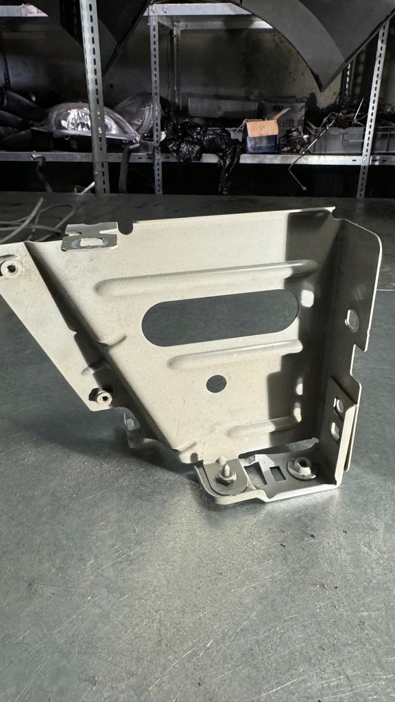 фото №10, Renault master opel movano iii кронштейн крила 03d25312r