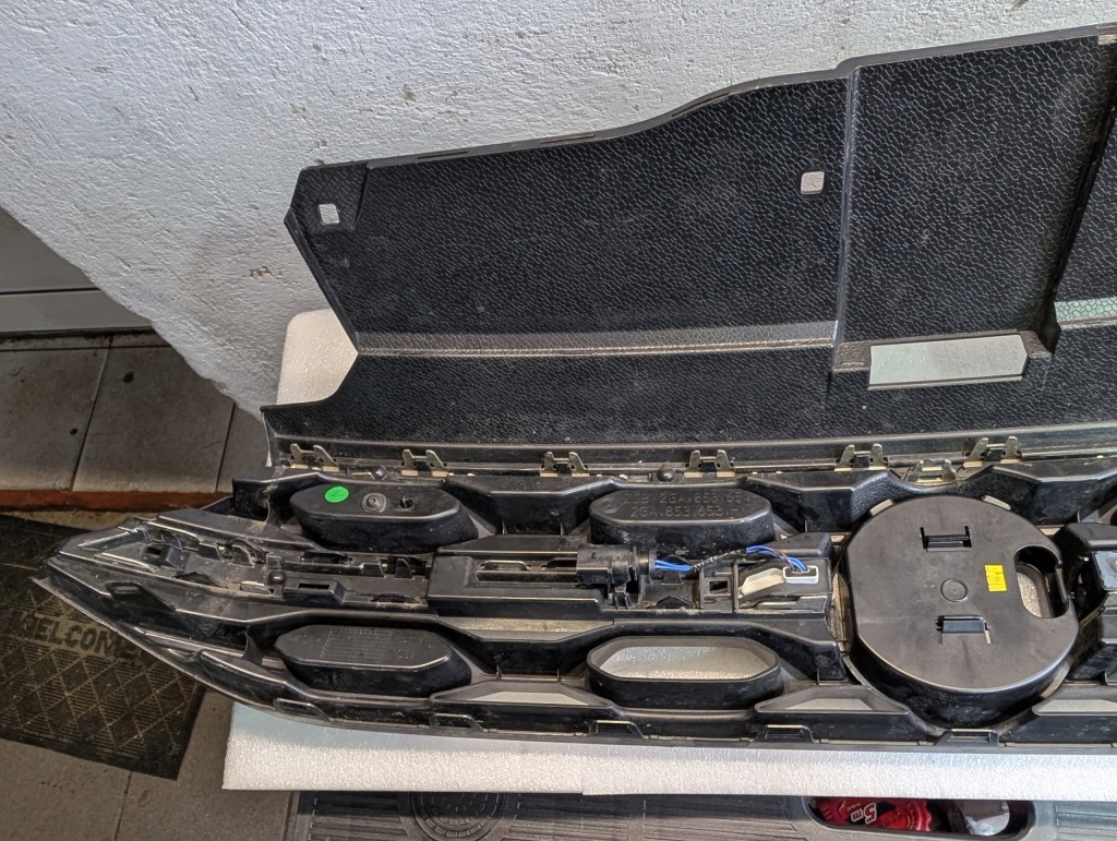 фото №10, Решітка радіатора перед решітка радіатора передній vw t-roc t roc r line 2ga853651 2ga853653h