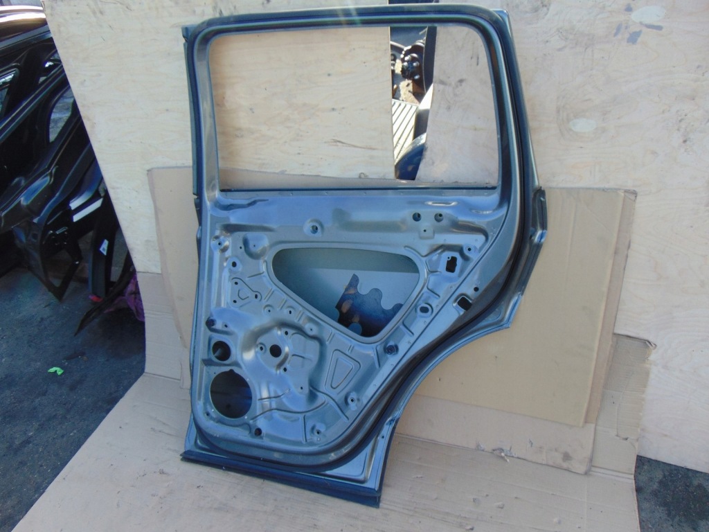 фото №15, Двері правий задня vw tiguan 5na 5na833124a