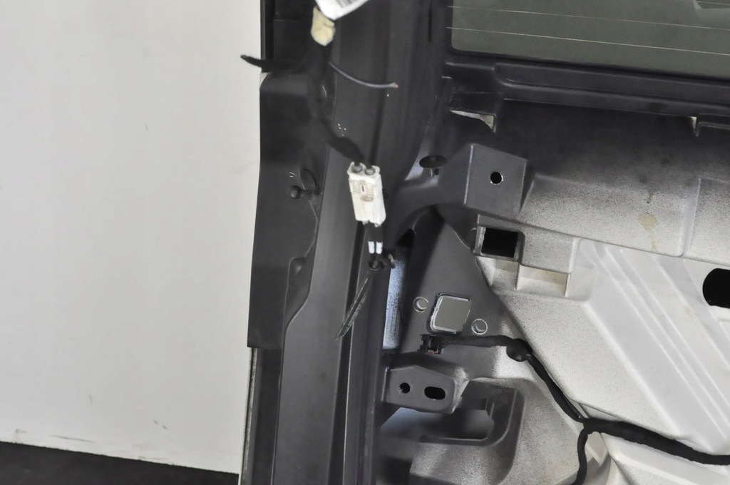 фото №14, Land rover range rover evoque l551 крышка багажника багажника задняя