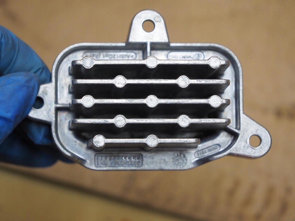 фото №5, Skoda kodiaq lift правый поворотник модуль led