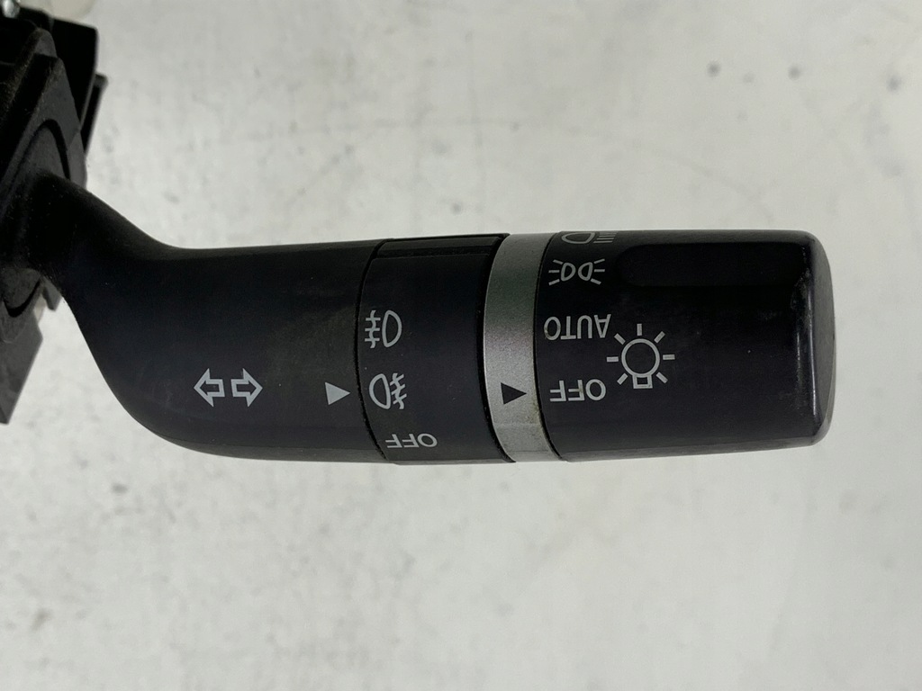 фото №11, Mazda 3 bl переключатель комбинированный bbs4 17g517