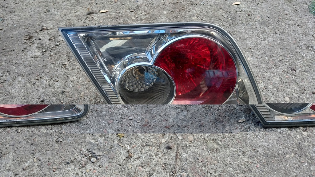 фото №1, Лампа задняя левая крышка багажника mazda 6 03r 2.3b