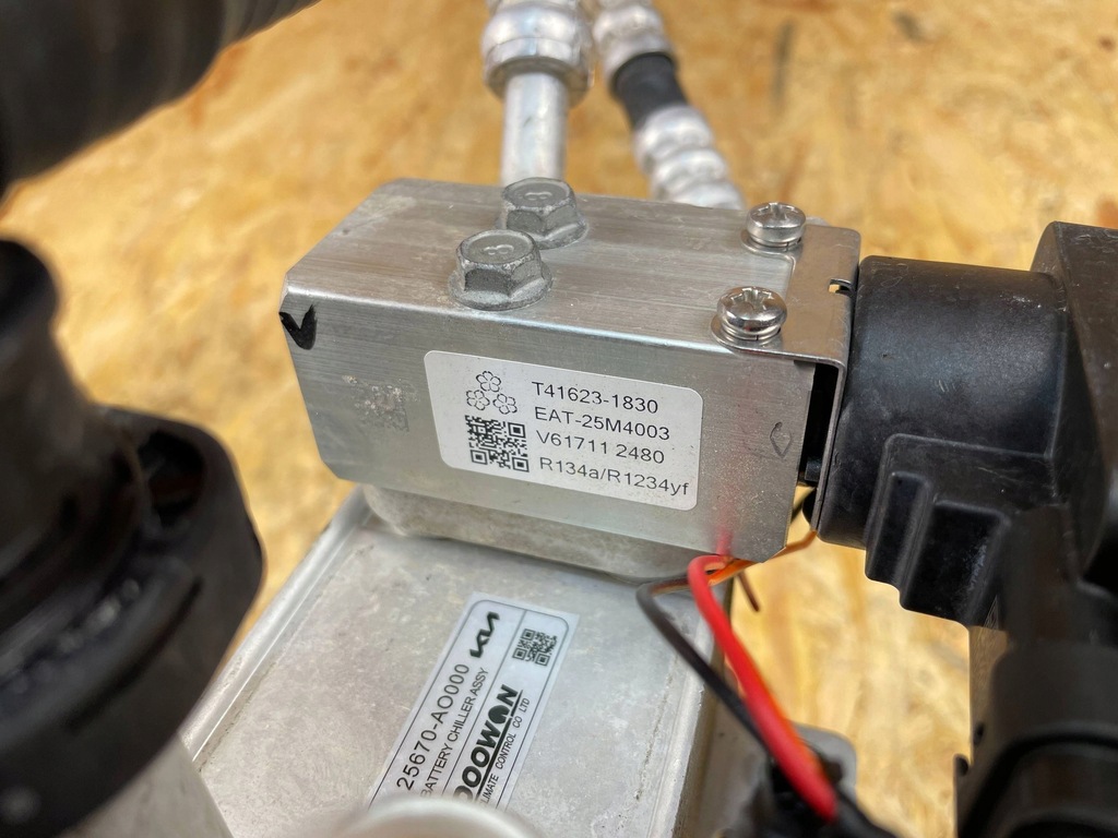 фото №11, Радіатор радіатор осушувач кондиціонера kia niro ii 2 ev 25670-ao000