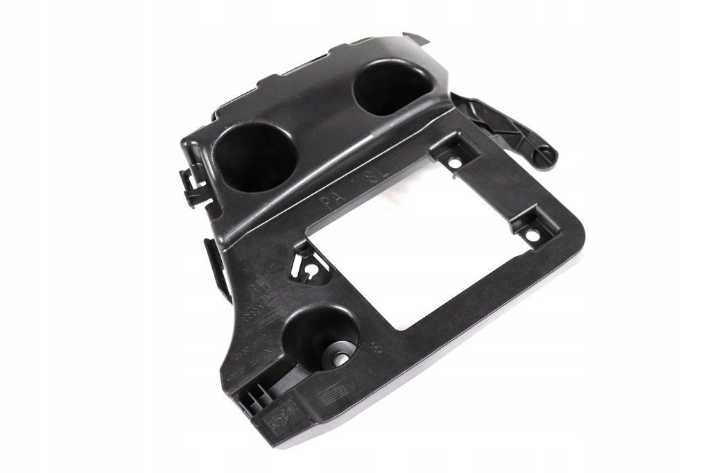 фото №1, Напрямна бампера задня права audi a6 c7 limousin lift