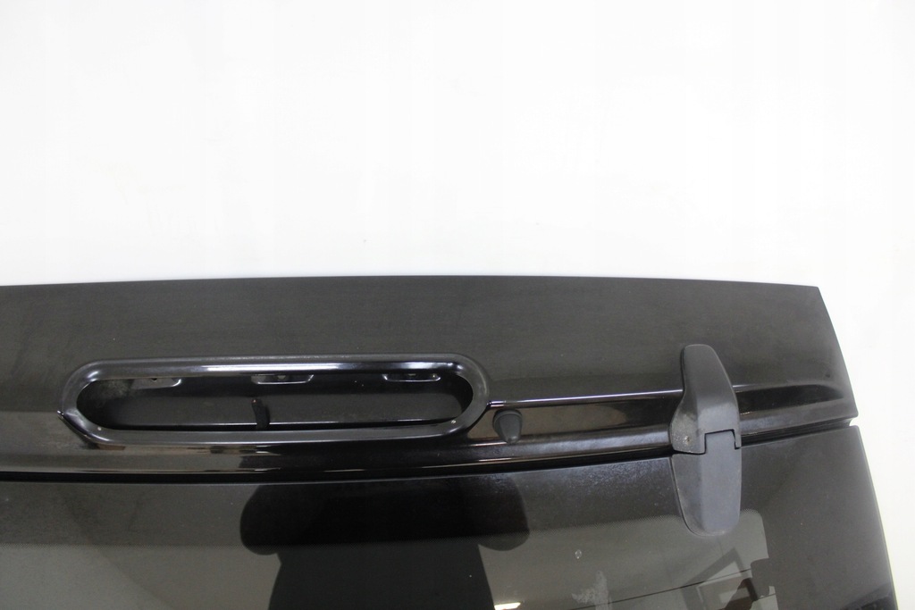 фото №6, Kia sportage ii 2 2004r- крышка багажника задняя задняя багажника 9p - код лакокрасочного покрытия