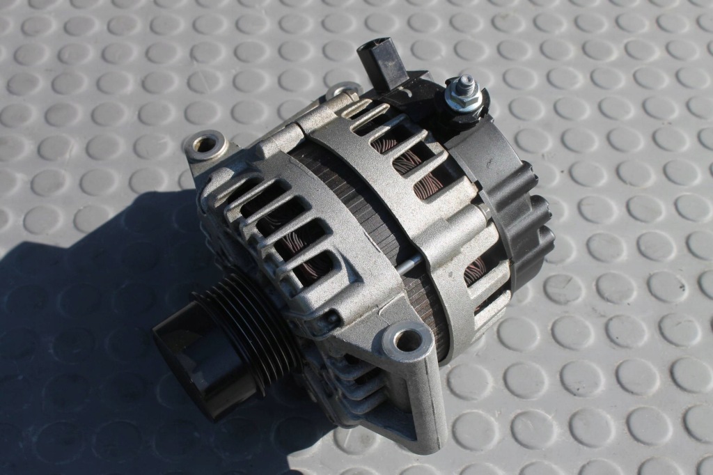 Купити Генератор fgn12s092 mg hs 1.5 tgi 18-23