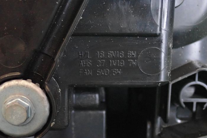 фото №12, Toyota land cruiser j250 j25 24- лампа левая передняя перед