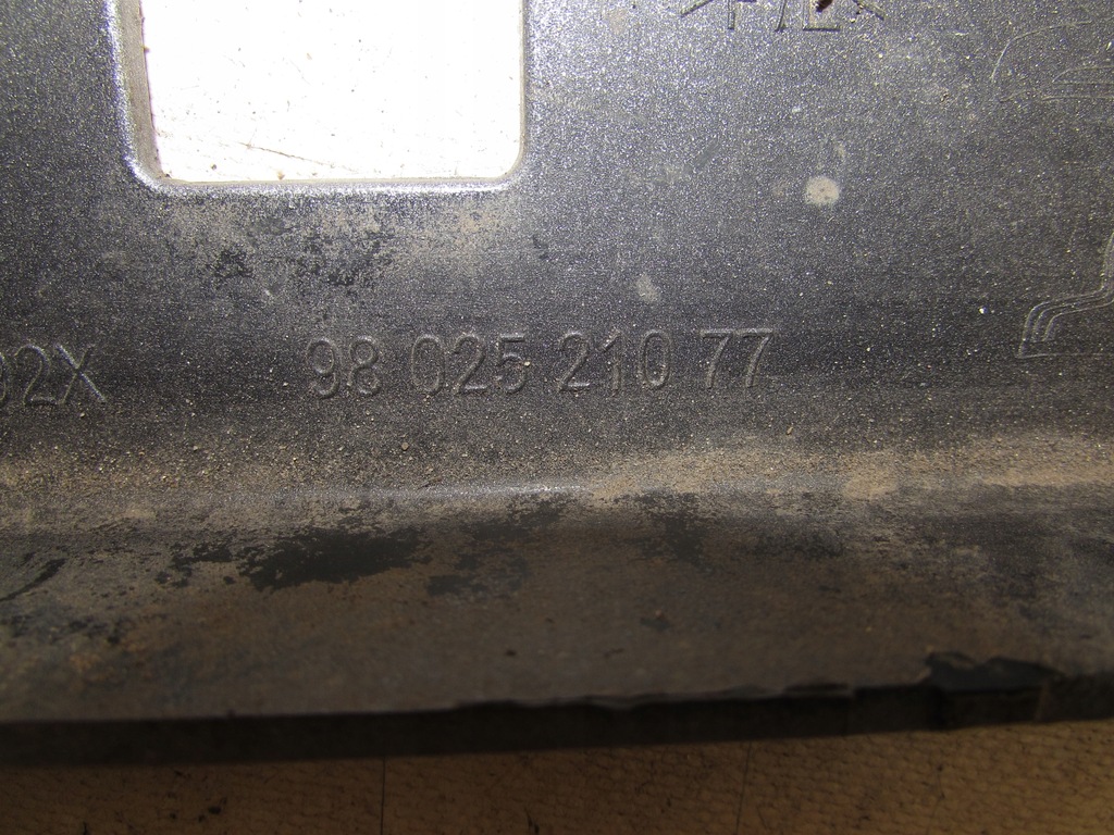 фото №13, Бампер перед peugeot 2008 12- передній 9802521077