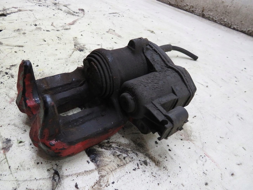 фото №6, Супорт гальмівний лівий задня bmw 6 f06 f12 f13 640d m-pakiet 32345699