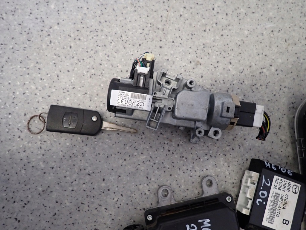 фото №8, Mazda 6 mazda6 gg 05-07 2.0i набор стартовый бортовой компьютер замок зажигания