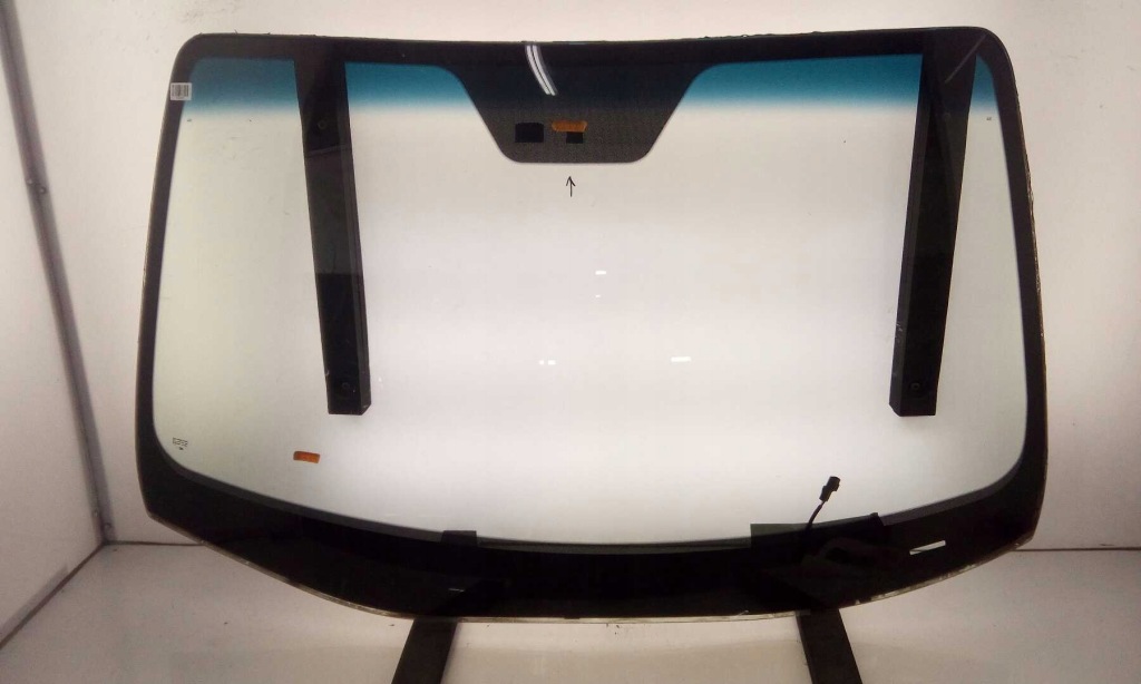 фото №1, Стекло лобовое передняя hyundai ix55 2009- датчик подогрев зелёный