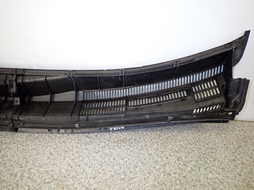 фото №6, Toyota prius ii 03-08 жабо пластиковый