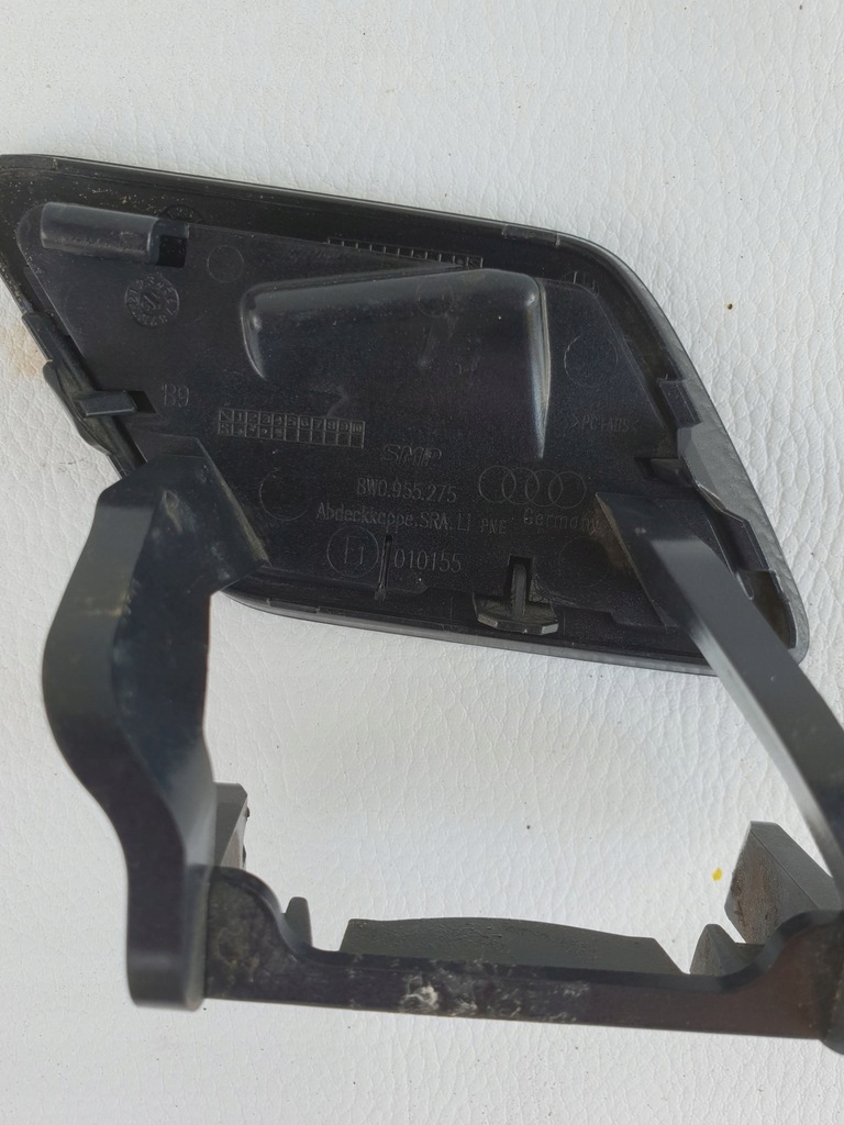 фото №9, Audi a4 b9 8w0 заглушка распылителя бампер l