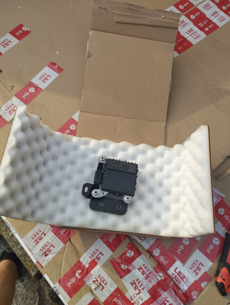 Купити Peugeot citroen ds радар датчик acc 9852538780 новий оригінал