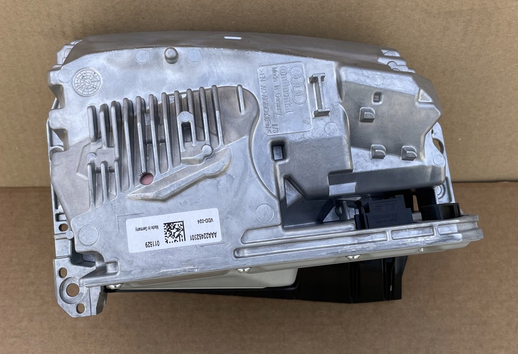 фото №5, Head up audi q7 q8 lift оригінал jak новий 4m1919617d