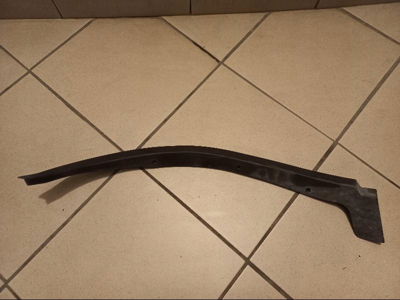 фото №1, Молдинг прокладка toyota highlander 20-