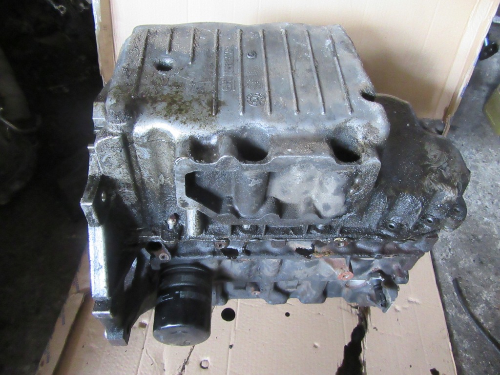 Opel astra h zafira b meriva 1.6 16v z16xep поддон поддон масляная 55354721 с Разборки