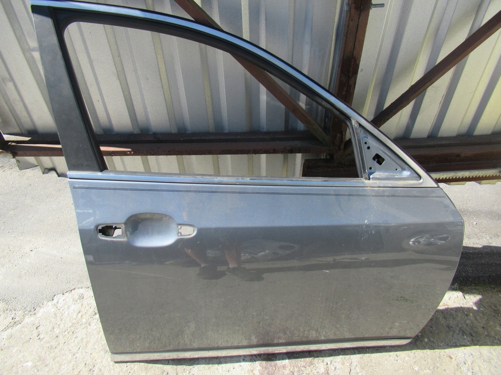 фото №1, Hyundai equus 2016 r. дверь правый перед