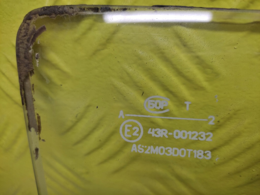 фото №2, Lada samara скло двері правий перед