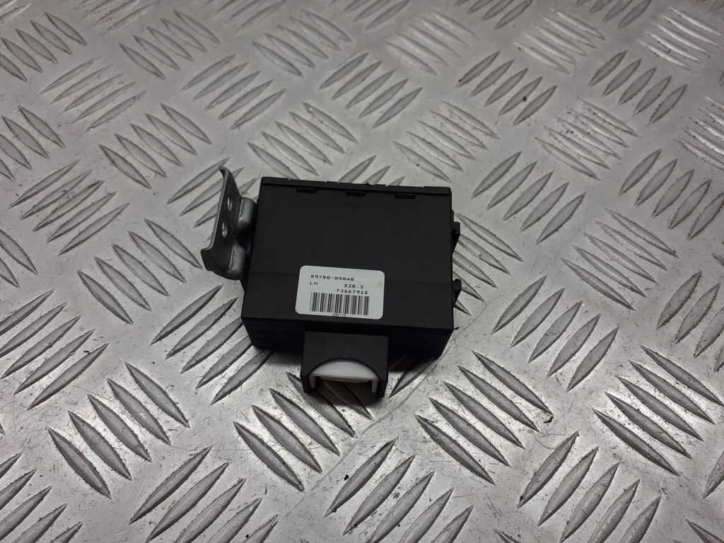 фото №1, Модуль иммобилайзер toyota avensis t25 89780-05040