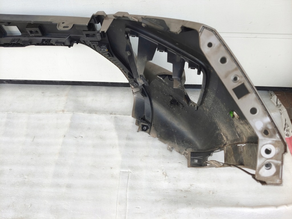 Vw amarok 2 2022- бампер перед n1xb-17c831-c Недорого