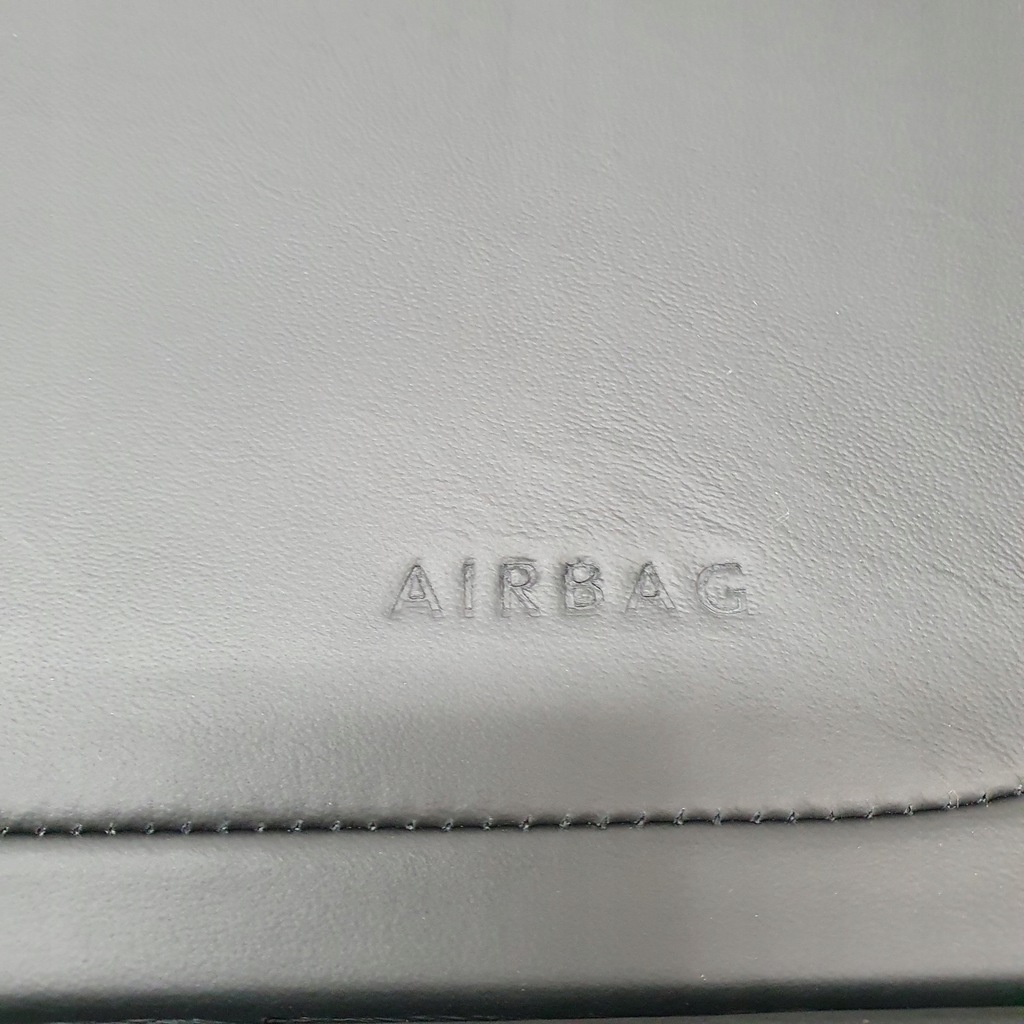 фото №5, Macan приборная панель консоль подушки безопасности ремни подушка безопасности