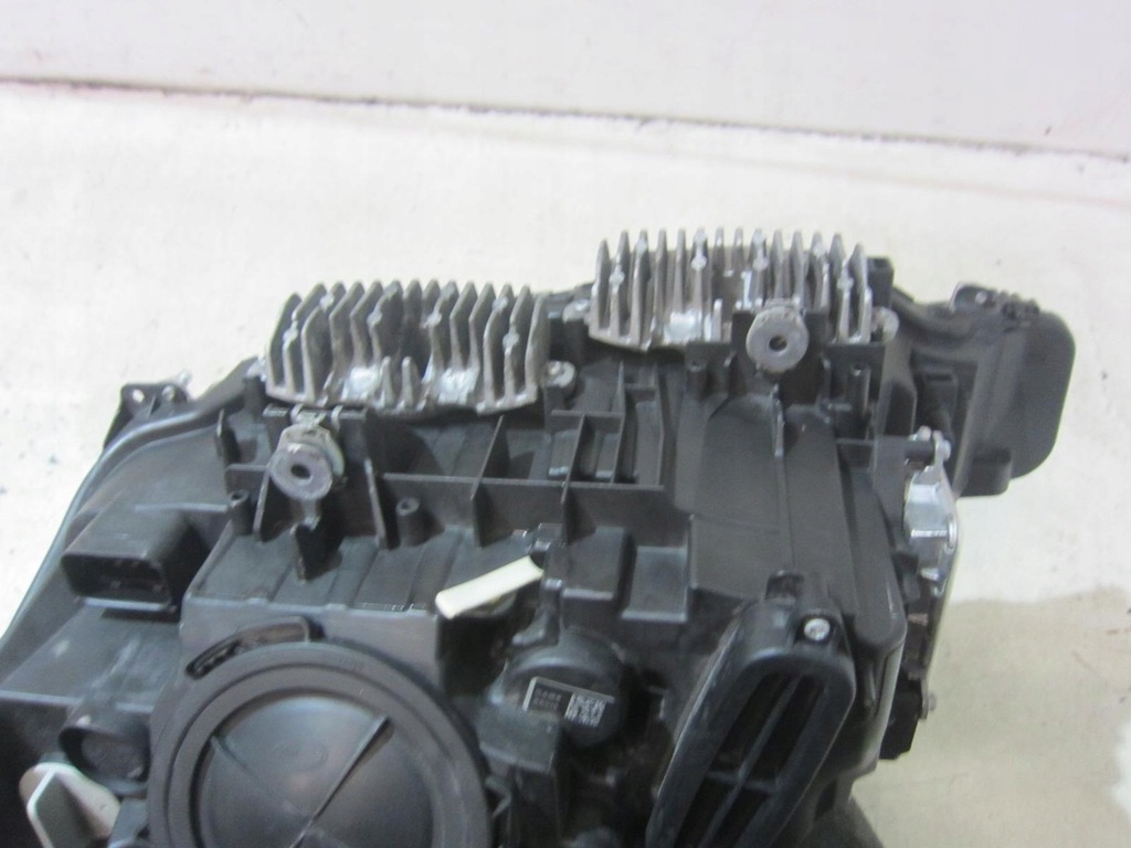 фото №11, Bmw f30 лампа правая передняя перед bi ксенон 7259554 akl usa 63117338708